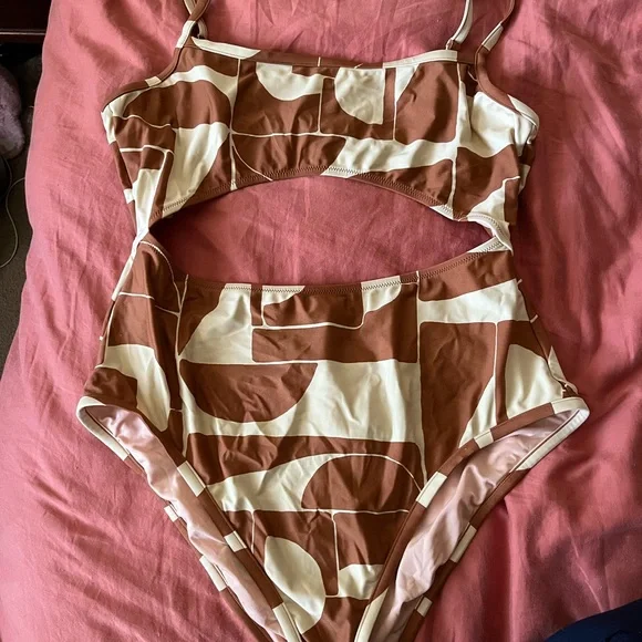 Madewell Brown and Cream One Piece Swimsuit - Picture 6 of 7